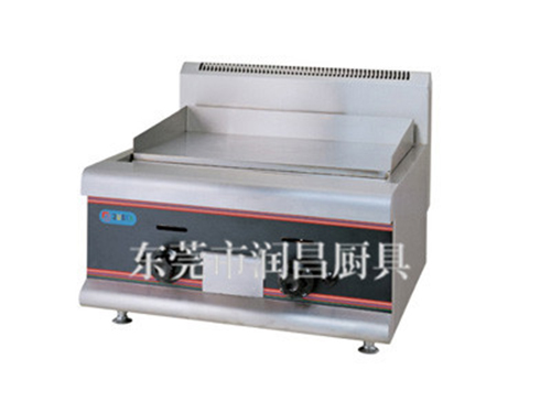 酒店建華廚房設備使用燃氣平扒爐有什么特點與優勢？